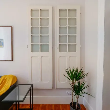 Fanqueiros 196 - Center Apartment *